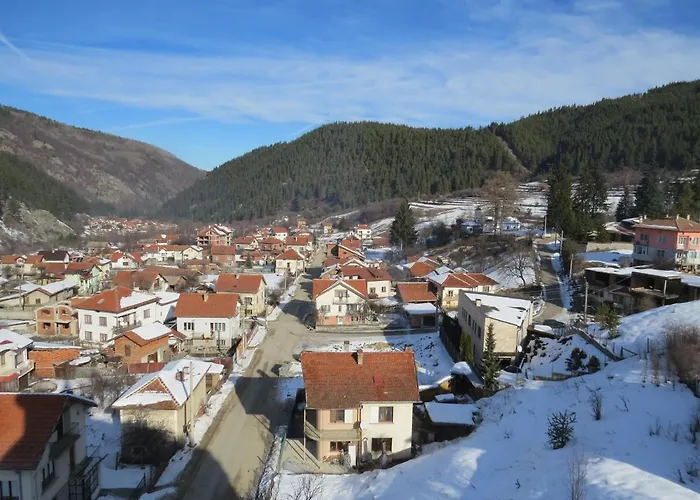 Panoramic 301 In Eagle Rock Complex 4*