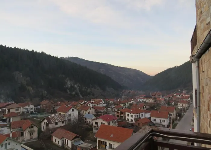 Panoramic 301 In Eagle Rock Complex 4* Beli Iskar