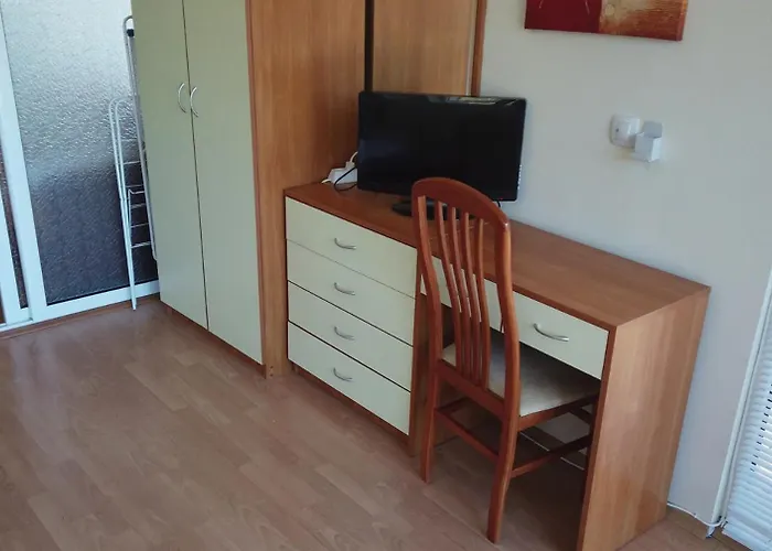 Panoramic 301 In Eagle Rock Complex